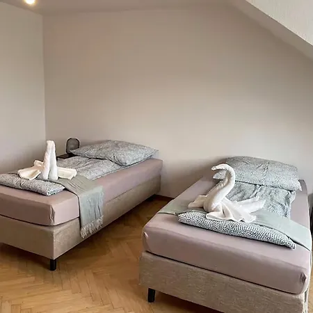 Cozy Rooms Wesseling Проживание в семье
