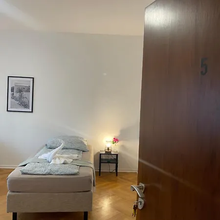 Cozy Rooms Wesseling *