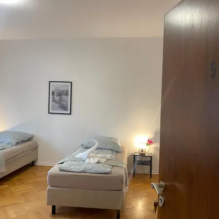 Cozy Rooms Wesseling * Весселинг