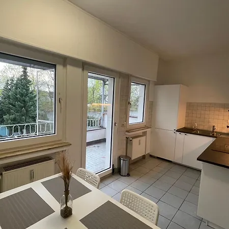 Cozy Rooms Wesseling Проживание в семье *