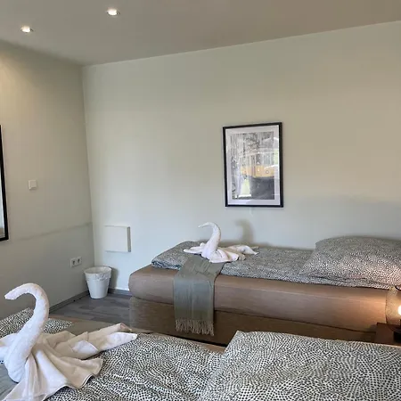 Проживание в семье Cozy Rooms Wesseling