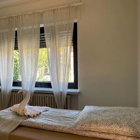 Cozy Rooms Wesseling Проживание в семье *
