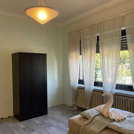 Cozy Rooms Wesseling Проживание в семье *