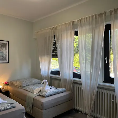 Cozy Rooms Wesseling Проживание в семье Весселинг